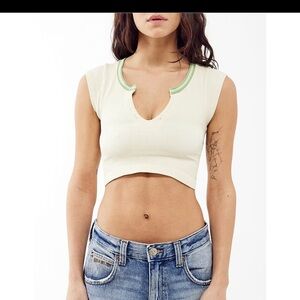 BDG urban outfitters short sleeve fitted crop top